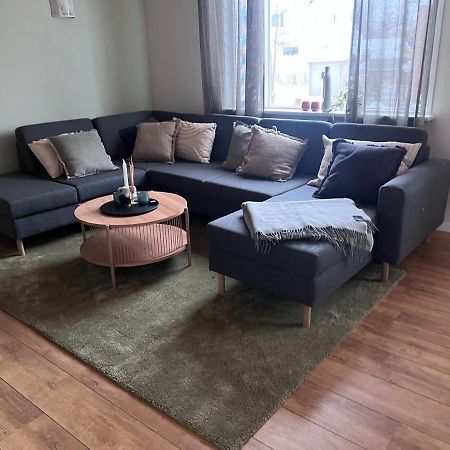 Akureyri Apartments Bagian luar foto