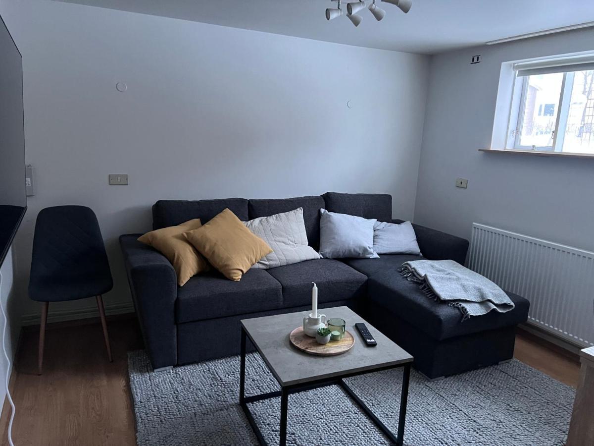 Akureyri Apartments Bagian luar foto