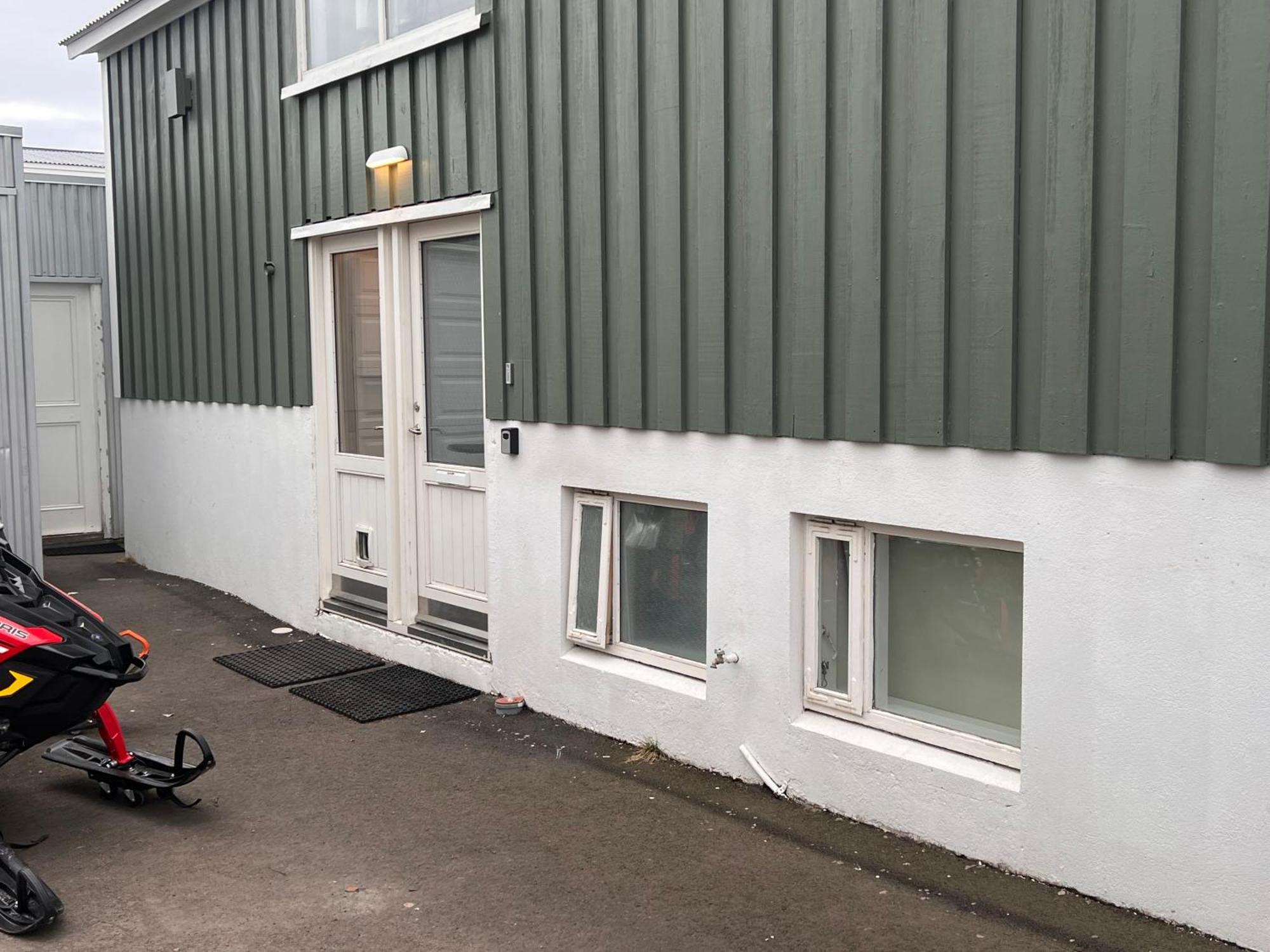 Akureyri Apartments Bagian luar foto
